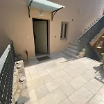 公寓 House