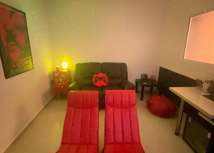 House Lejlighed Petalídhion