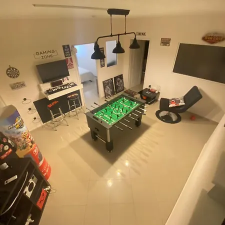 House Apartmán *