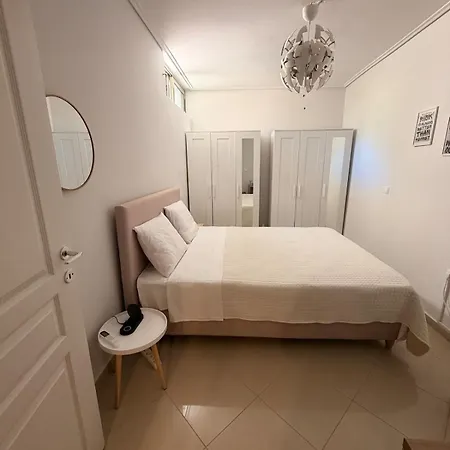 Apartamento House Petalídhion