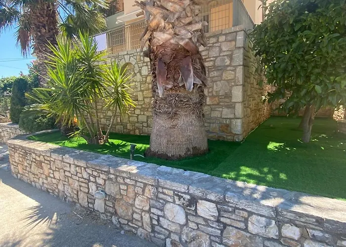 House Apartament Petalídhion